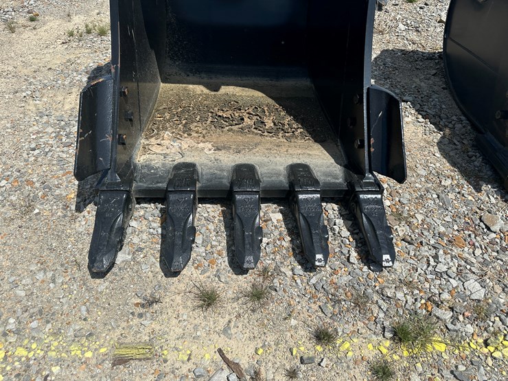 #83-•-unused-thor-320-42"-excavator-bucket-inv#:-24631-image-7