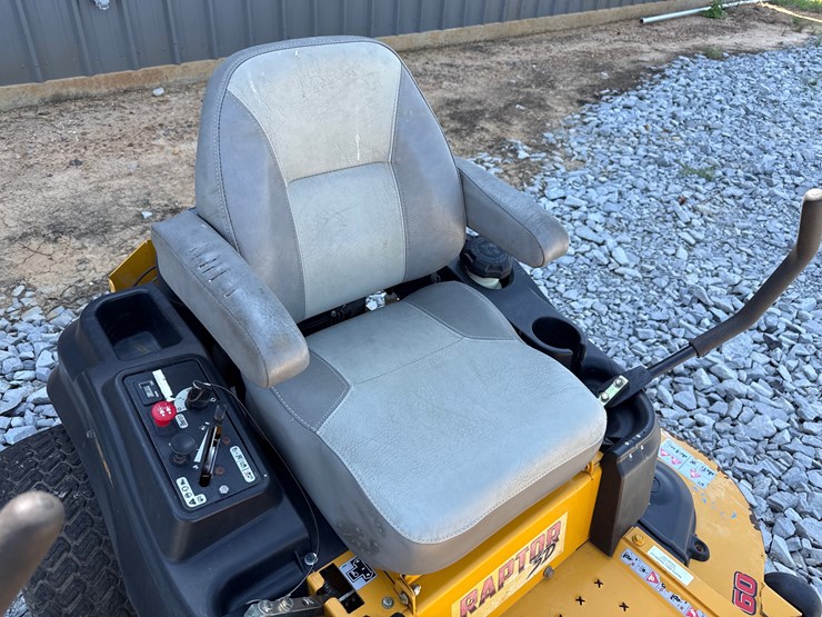 #14-•-hustler-raptor-sd-zero-turn-mower-14015157-inv#:-7888-image-19
