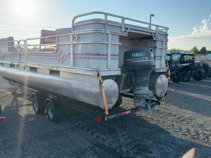 #3057-•-1994-weeres-sundeck-240-24'-pontoon-boat-image-8