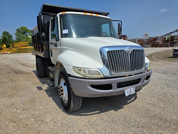 2007-international-durastar-4300-image-46