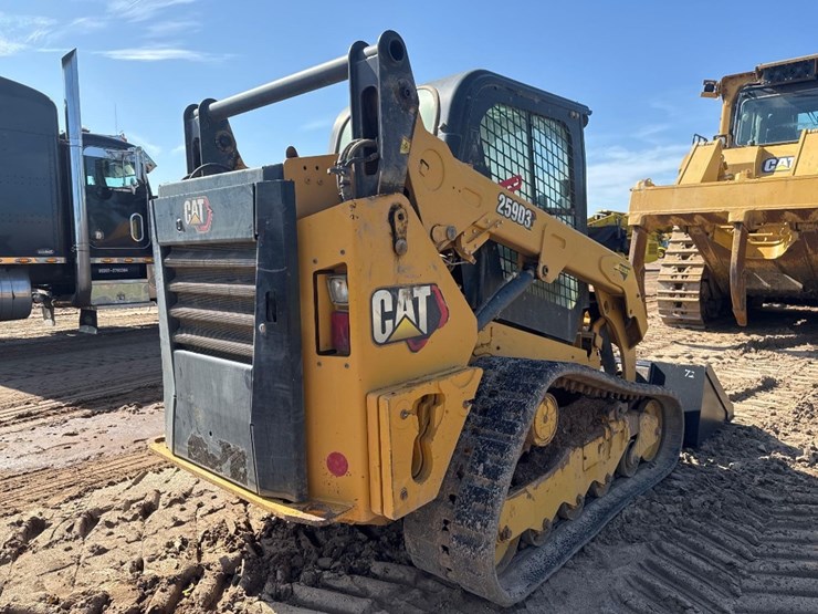 2020-caterpillar-259d3-image-5