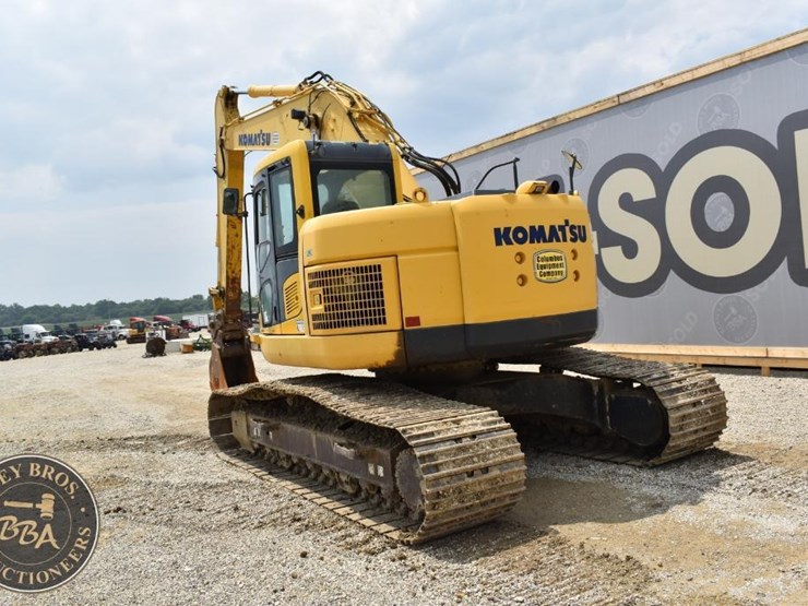 2012-komatsu-pc228us-lc-8-image-18