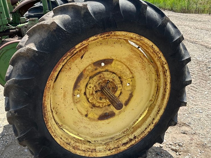 john-deere-a-image-6