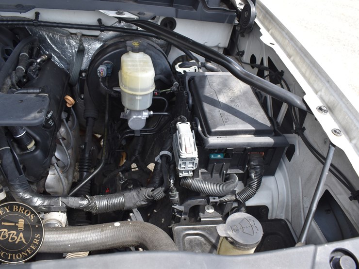 2017-chevrolet-silverado-1500-image-90