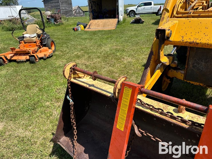 1985-john-deere-401d-image-12