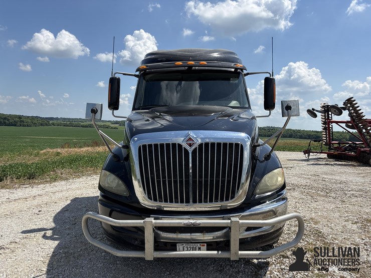 2009-international-prostar-image-2