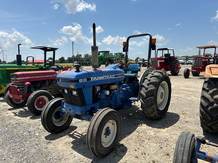 farmtrac-60-image-1