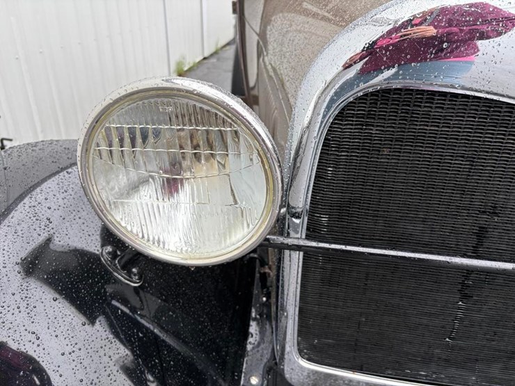 1929-ford-car-w/title-image-14