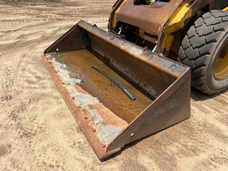 2014-caterpillar-272d-xhp-image-9