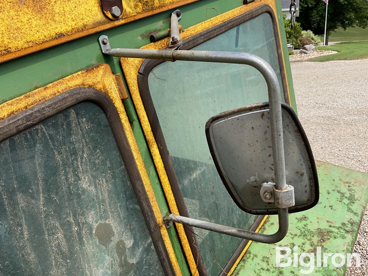 john-deere-year-round-cab-image-13
