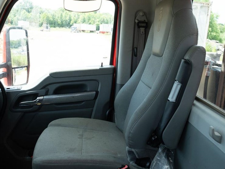 2018-kenworth-t880-image-6