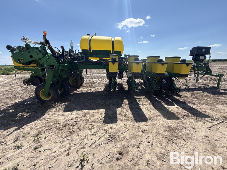 2009-john-deere-1770nt-image-8