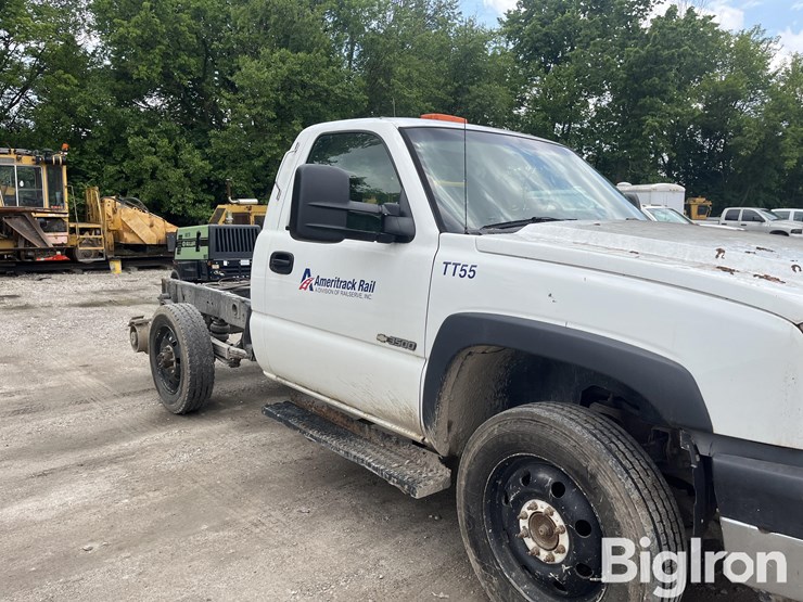 2006-chevrolet-silverado-3500-image-15