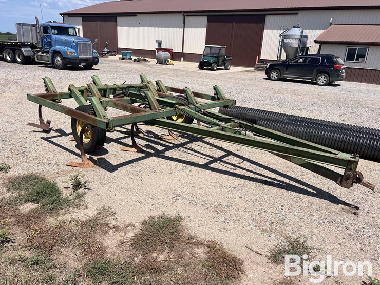 john-deere-1600-image-3