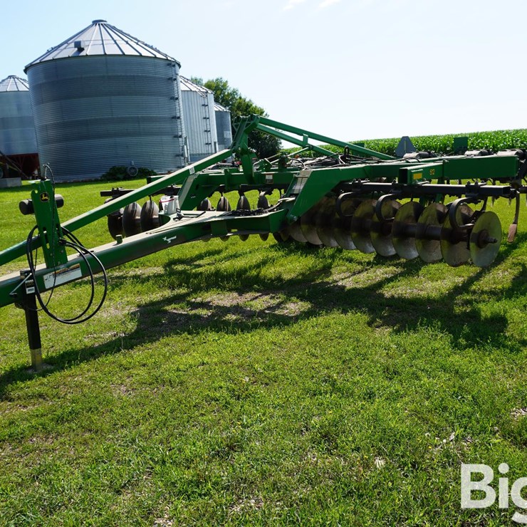 JOHN DEERE 512