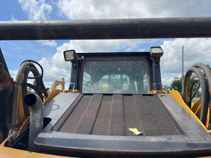 2012-caterpillar-259b3-image-14