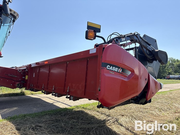 2011-case-ih-3020-image-5