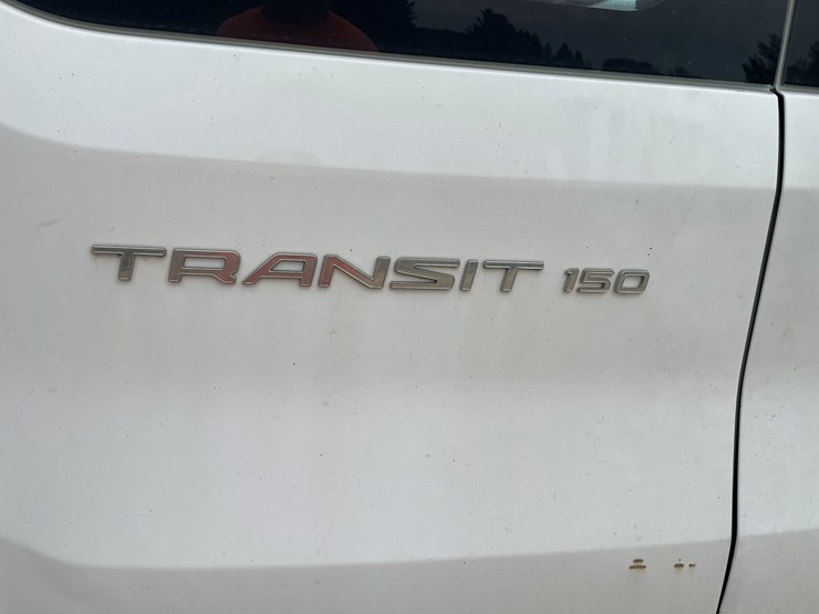 2015-ford-transit-image-10