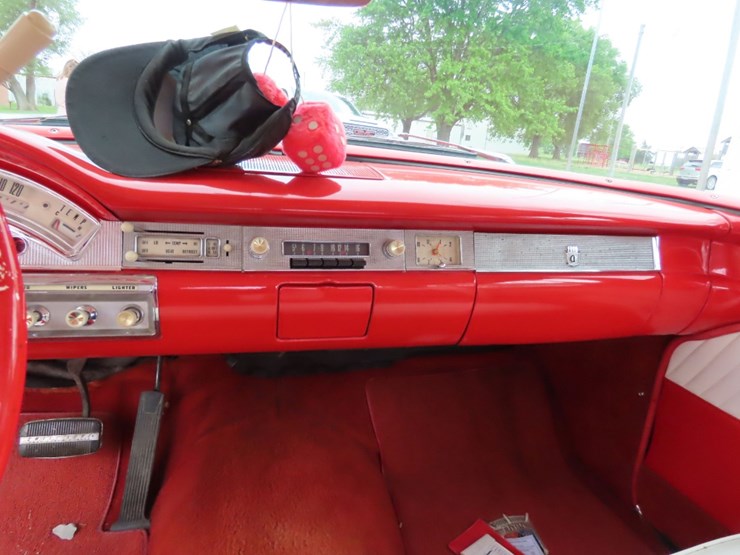 1958-ford-fairlane-500-skyliner-retractable-hardtop-image-25