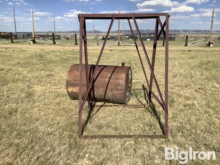 300-gal-fuel-tank-w/stand-image-4