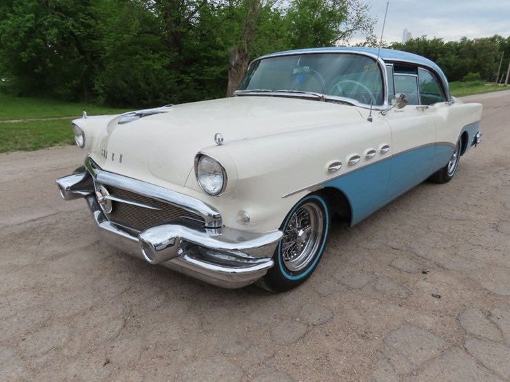 1956-buick-roadmaster-image-1