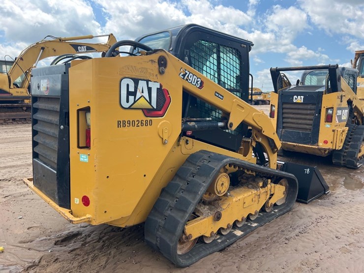 2021-caterpillar-279d3-image-4