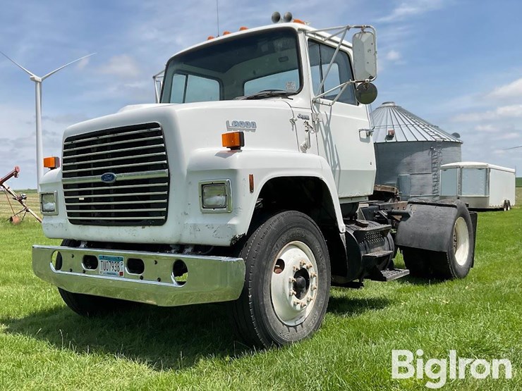 1987-ford-l8000-image-1