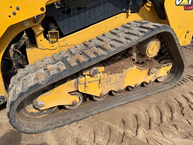 2020-caterpillar-289d3-image-9