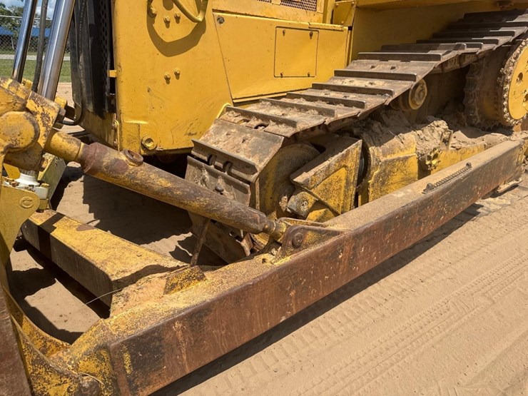 1986-caterpillar-d6h-image-13