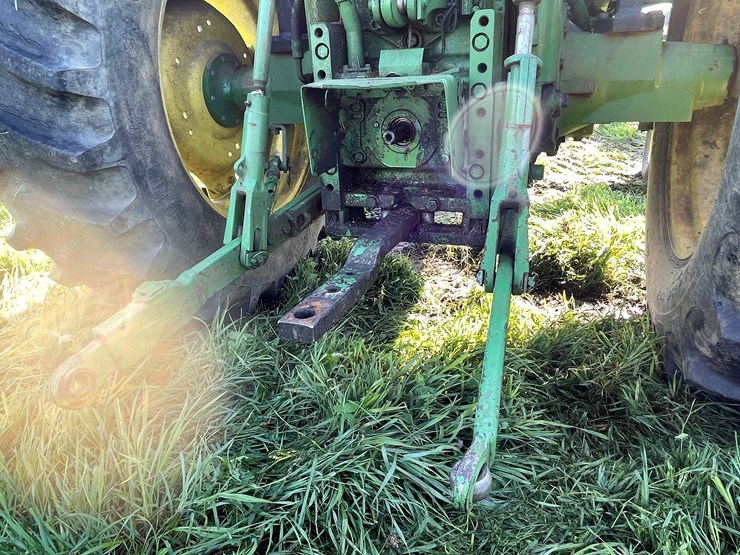 john-deere-6405-image-10