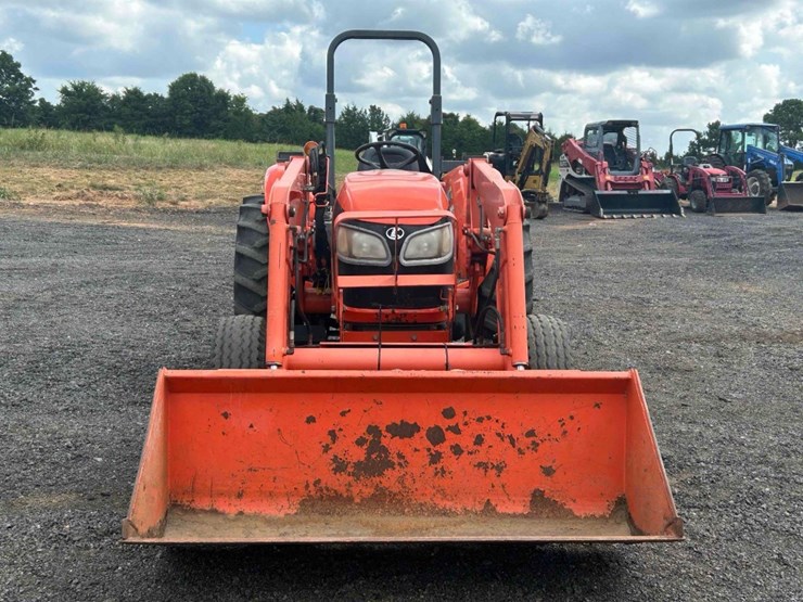 2007-kubota-m5040f-image-7
