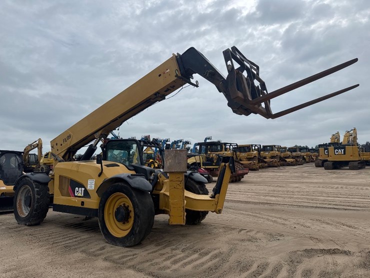 2014-caterpillar-tl943c-image-4