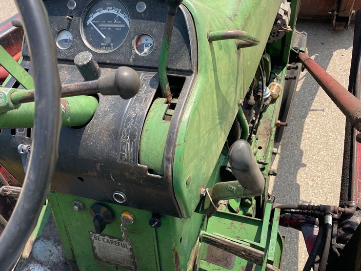 john-deere-3010-image-42