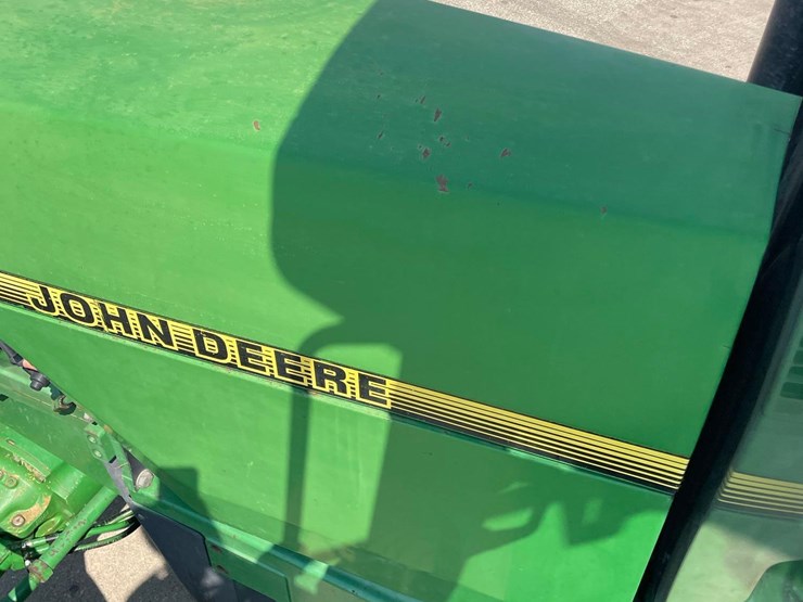 john-deere-8400-image-52