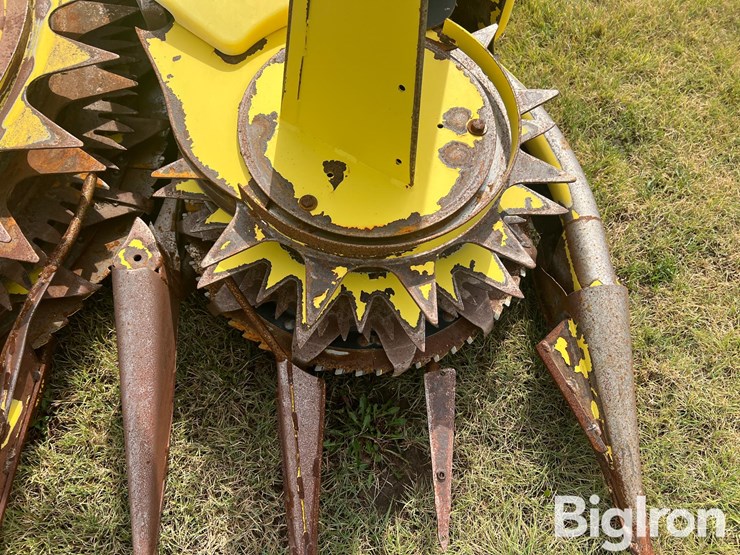 2016-john-deere-770-image-14