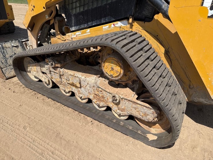 2020-caterpillar-289d3-image-9