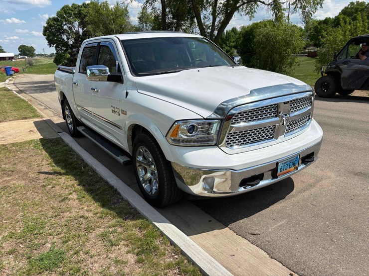 2013-dodge-ram-1500-image-4