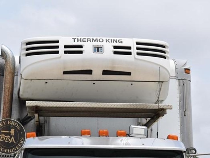 2008-kenworth-t300-image-17