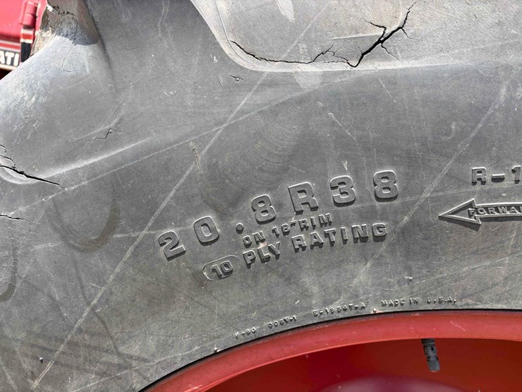 1977-ih-1586-tractor-image-9