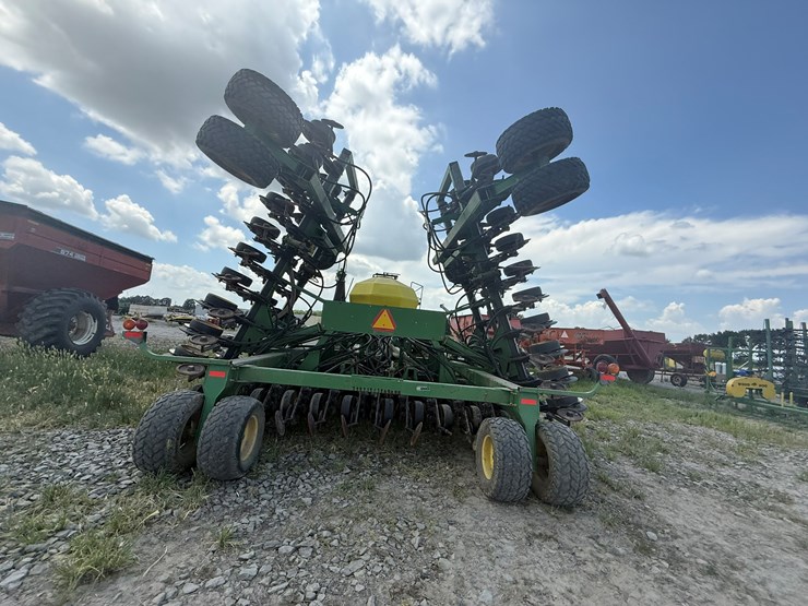 john-deere-1900-image-53