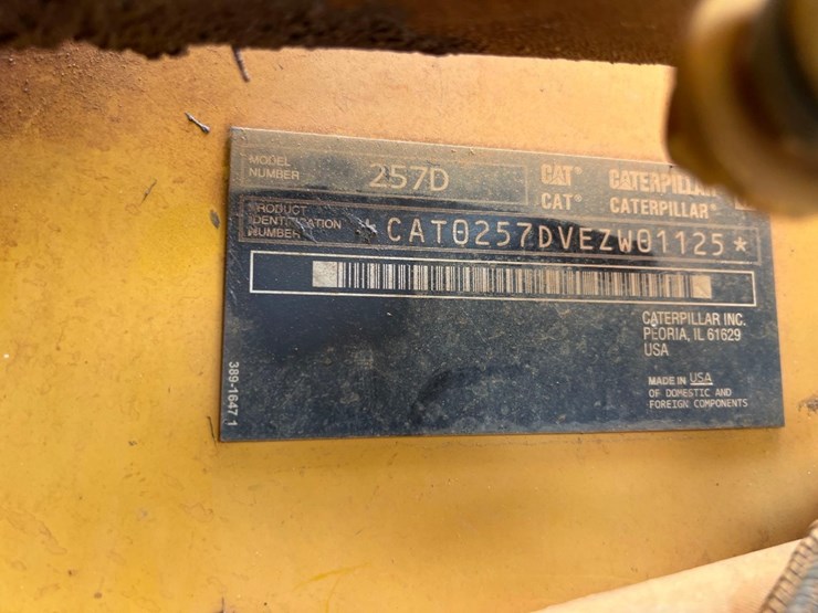 2016-caterpillar-257d-image-15