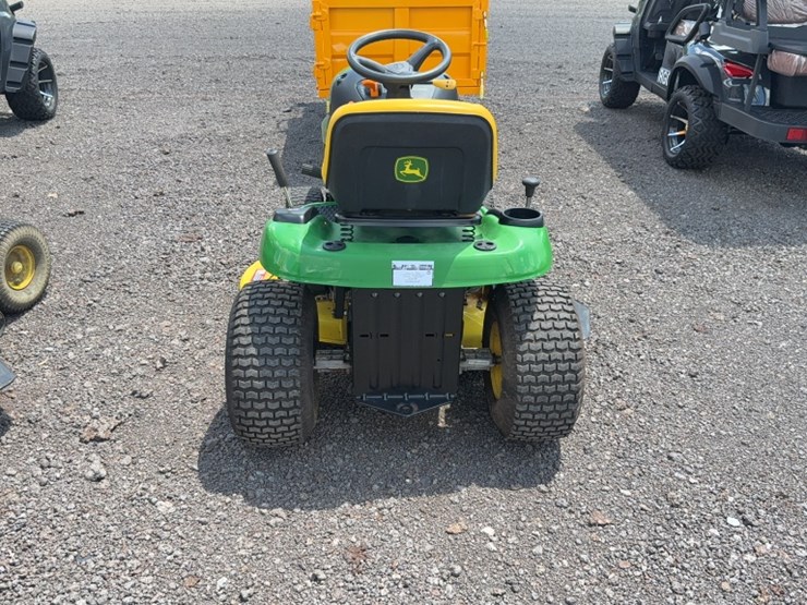 john-deere-102-image-6