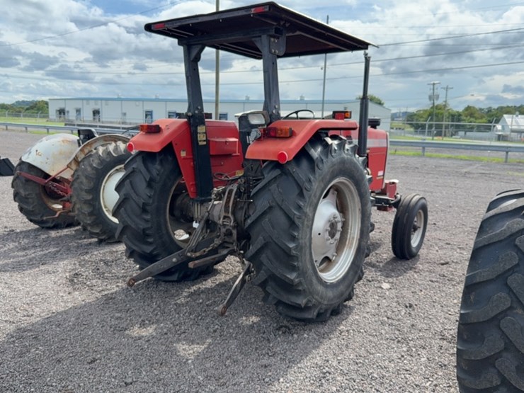 massey-ferguson-261-image-10