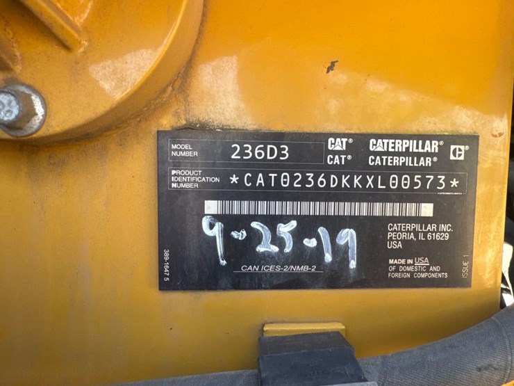 2019-caterpillar-236d3-image-14