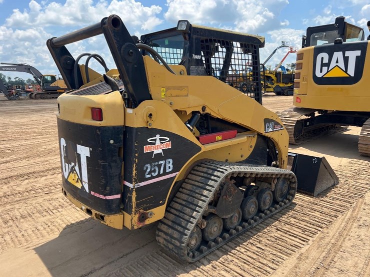 caterpillar-257b-image-4