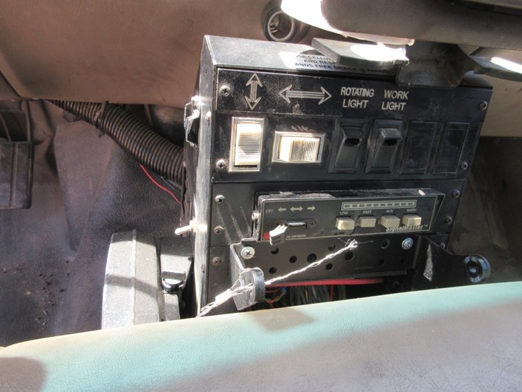 2002-ford-f550-sd-image-10