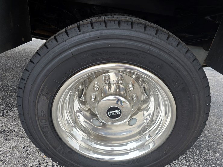 2007-ford-f550-image-78