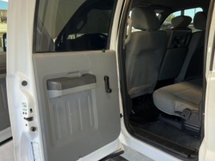 2013-ford-f450-image-29