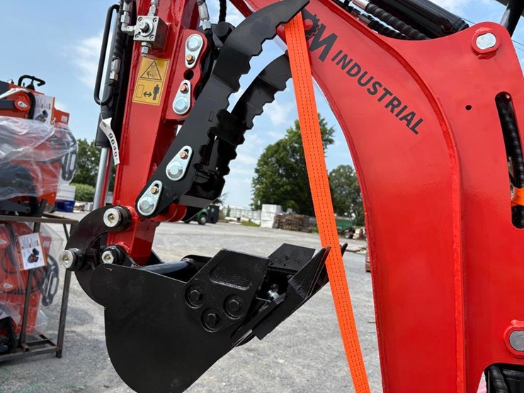 tpm-20k-mini-excavator-image-5