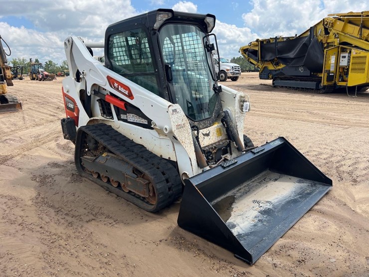 2022-bobcat-t595-image-6